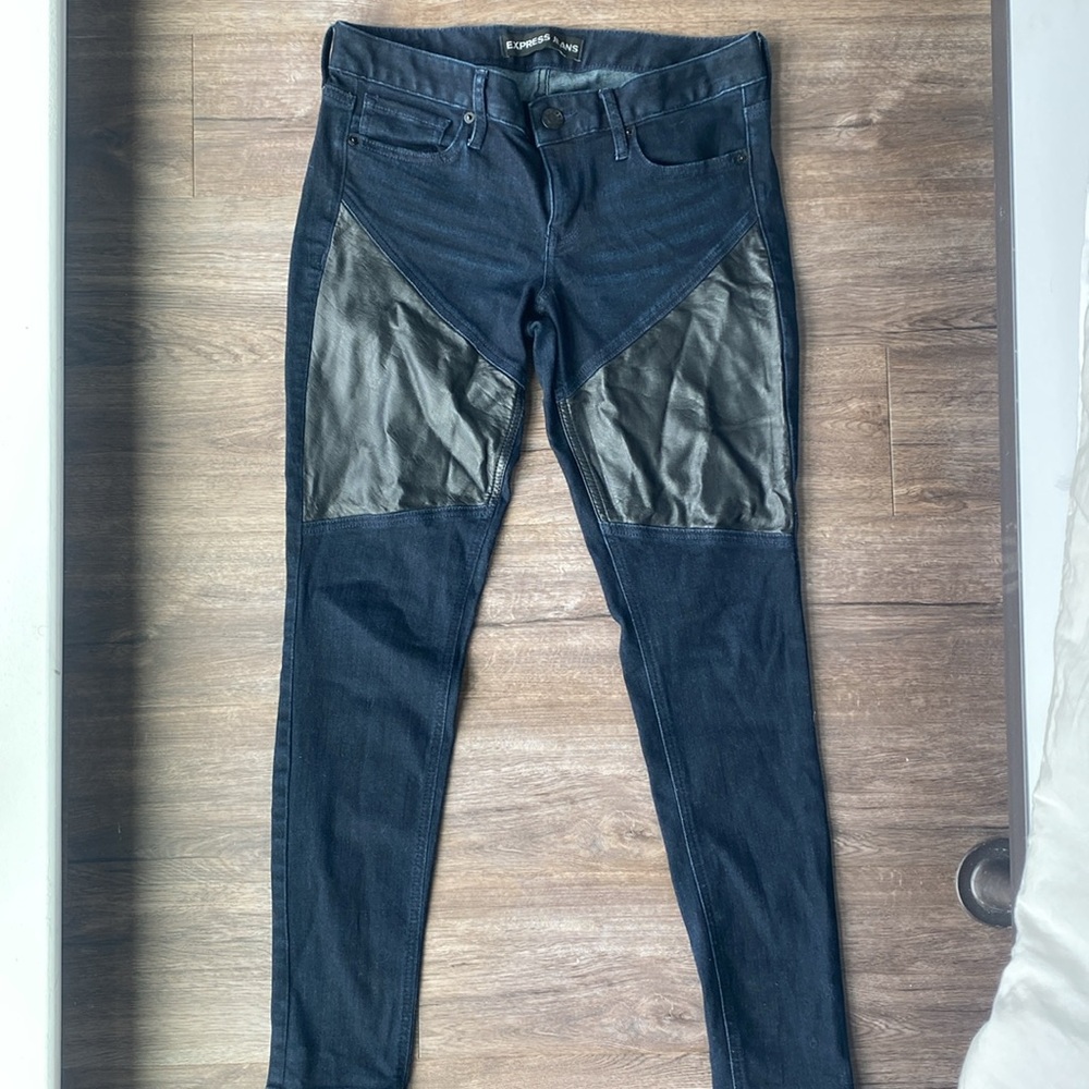 Express Jeans - Picture 2 of 3